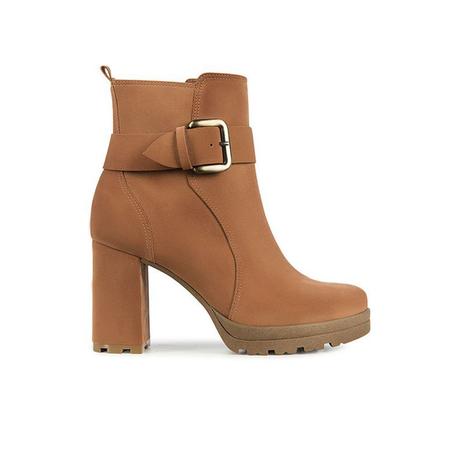 bota bebece caramelo