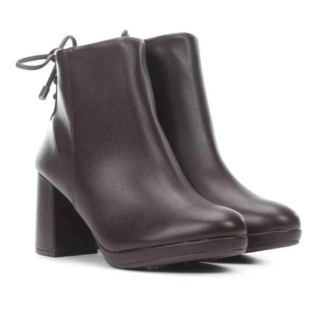 bota feminina meia pata