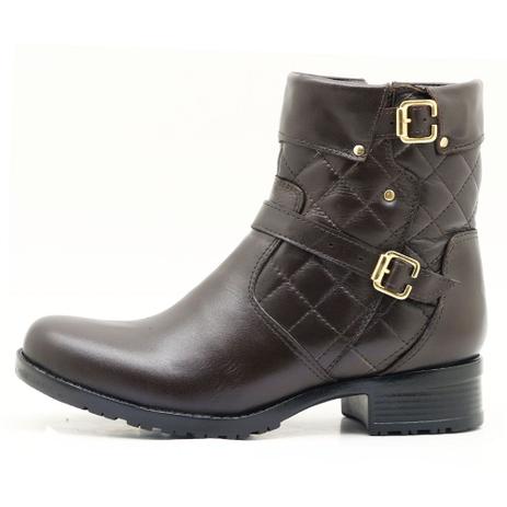 bota cano curto matelasse