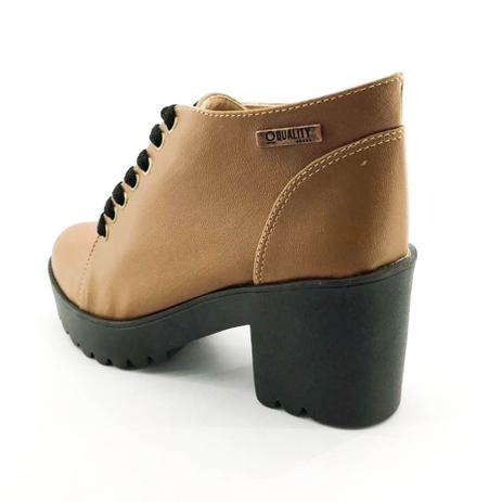 coturno marrom claro