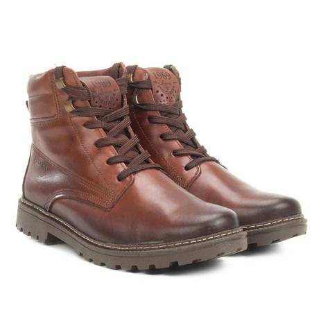 bota de couro pegada