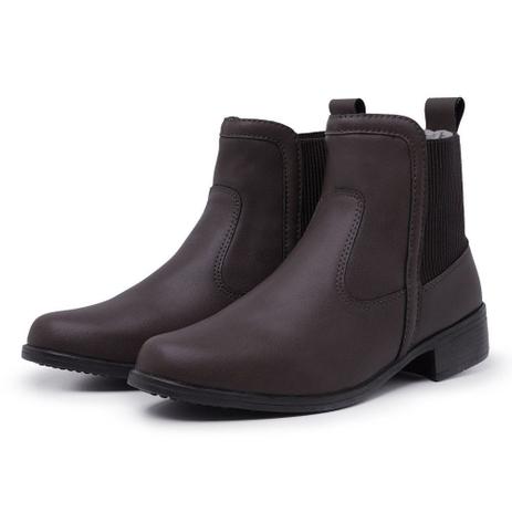 Bota Salto Baixo Fino Caramelo - Tamaños: 30 - 31 - 32 - 33 - Ftérna -  Sapatos Numeração Especial - 30, 31, 32, 33, 41, 42 e 43