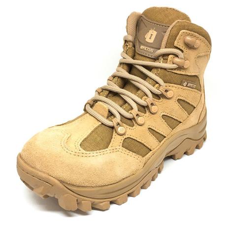 bota invictus é boa