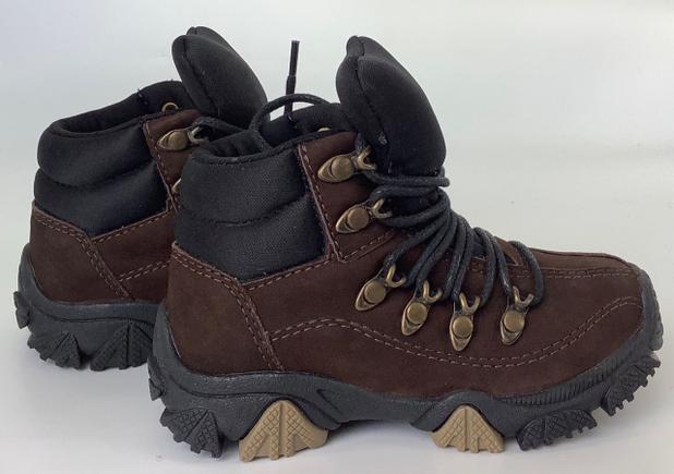 bota com cadarço infantil