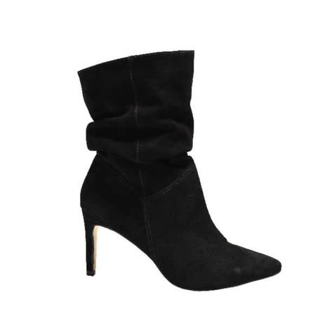 bota lia line preta