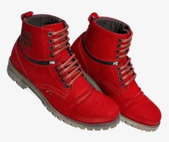 bota masculina vermelha