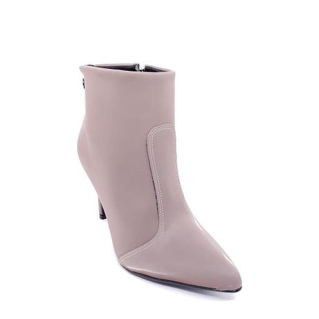 bota feminina cano curto bico fino vizzano