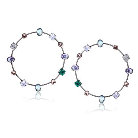 Brinco argola frontal com círculo e pedras azul, lilás, branco e verde folheado em ródio negro - 2180000000098 - Francisca joias contemporâneas Menor preço em Brinco argola frontal com círculo e pedras azul, lilás, branco e verde folheado em ródio negro - 2180000000098 - Francisca joias contemporâneas