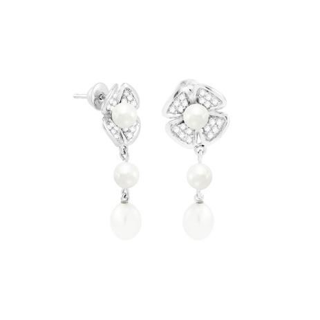 Brinco em Ouro Branco 18K Flor com Pérola e Diamantes - AU3851 - Bruna tessaro Menor preço em Brinco em Ouro Branco 18K Flor com Pérola e Diamantes - AU3851 - Bruna tessaro