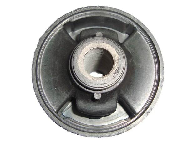 Bucha Bandeja Superior Hyundai Ix35 2.0 Sonata 2.4 Azera 3.0 2013/... Grande - Maxxmotors Menor preço em Bucha Bandeja Superior Hyundai Ix35 2.0 Sonata 2.4 Azera 3.0 2013/... Grande - Maxxmotors