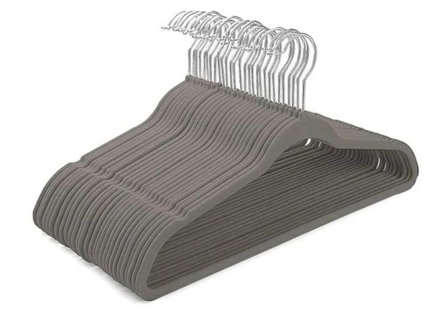 Cabides De Veludo Velvet Organizador Closet Ultrafino Kit 30 - Members Mark Menor preço em Cabides De Veludo Velvet Organizador Closet Ultrafino Kit 30 - Members Mark