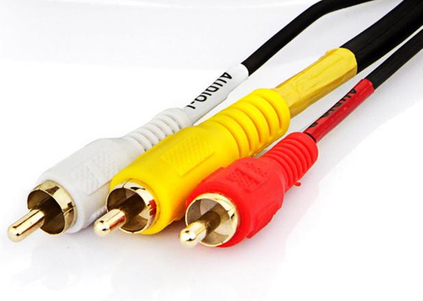 Cabo 3RCA (M x M) 3m c/ Coaxial Central - Santana ltda Menor preço em Cabo 3RCA (M x M) 3m c/ Coaxial Central - Santana ltda