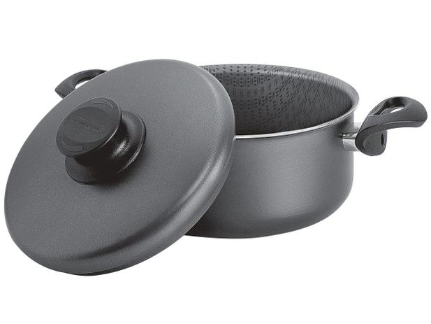 Caçarola Tramontina Antiaderente 5L 24cm 1.8mm - com Tampa Paris 20520/624 Menor preço em Caçarola Tramontina Antiaderente 5L 24cm 1.8mm - com Tampa Paris 20520/624