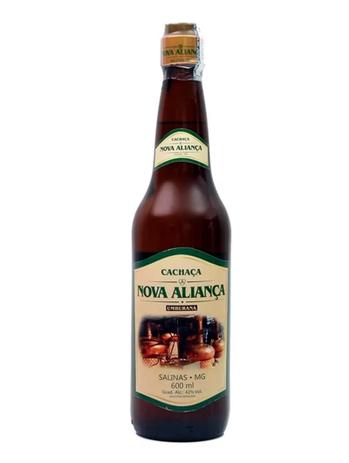 Cachaça Nova Aliança Amburana Ouro 600ml - Cachaçaria Nacional Menor preço em Cachaça Nova Aliança Amburana Ouro 600ml - Cachaçaria Nacional