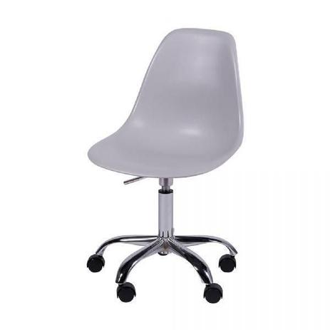 Cadeira Or Design Eames DKR Rodízio Cinza Menor preço em Cadeira Or Design Eames DKR Rodízio Cinza