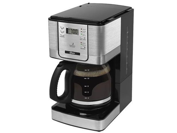 Cafeteira Elétrica Oster 4401 36 Xícaras Inox - Preto Menor preço em Cafeteira Elétrica Oster 4401 36 Xícaras Inox - Preto