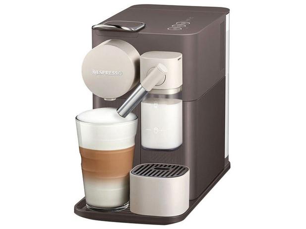 Cafeteira Expresso de Cápsula Nespresso  - Lattissima One F111 Marron Mocha 19 Bar é boa?