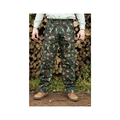 foto de calça camuflada