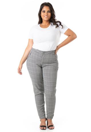 calça xadrez plus size