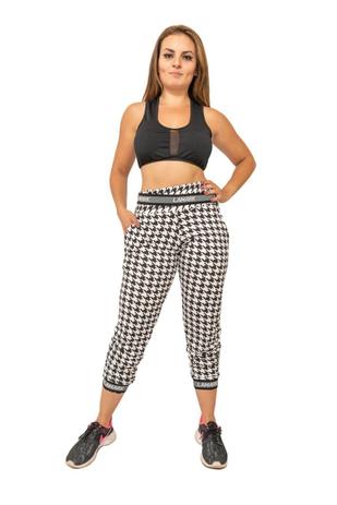 calça jogger estampada