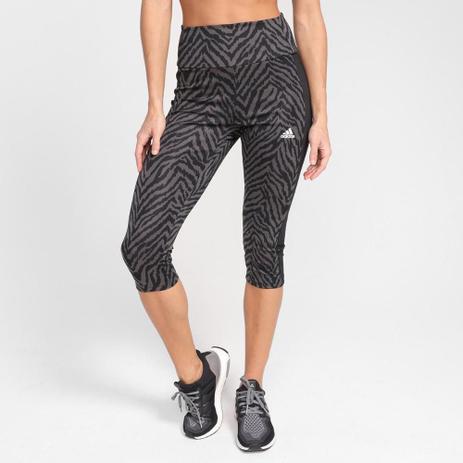 Calça Legging Adidas Capri Zebra Feminina Menor preço em Calça Legging Adidas Capri Zebra Feminina