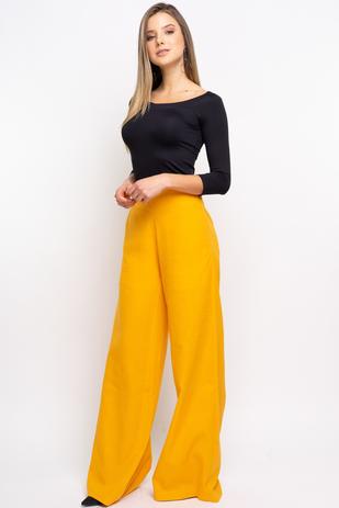 calça de linho mostarda