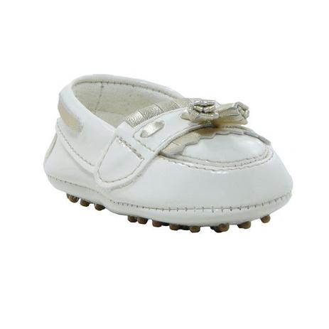 Calçados Sapatinho de Bebê - Mocassim Feminimo - Bicho de Pé - Sintético  Sola de Borracha - Creme e Ouro Ligth - Bicho de Pé Baby - No Magalu -  Magazine Luiza
