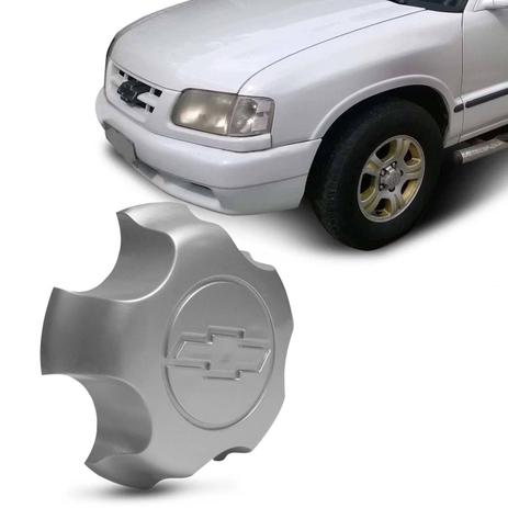 Calota Centro de Roda Chevrolet S10 Blazer 1995 a 1997 Prata com Emblema Fixação Por Encaixe - Emblemax Menor preço em Calota Centro de Roda Chevrolet S10 Blazer 1995 a 1997 Prata com Emblema Fixação Por Encaixe - Emblemax
