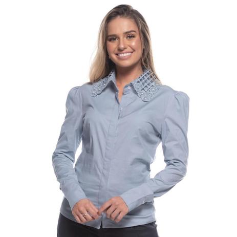 camisa feminina com gola bordada