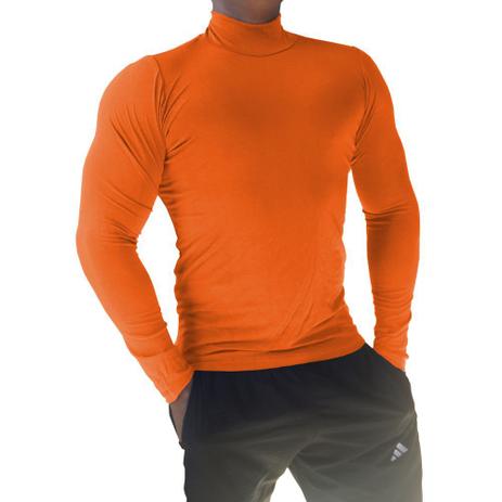 camiseta gola alta manga longa
