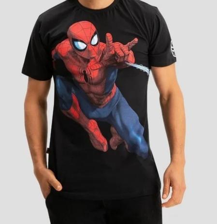 camiseta da marvel piticas
