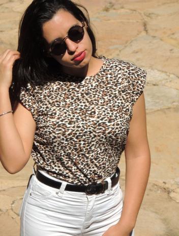 t shirt muscle feminina