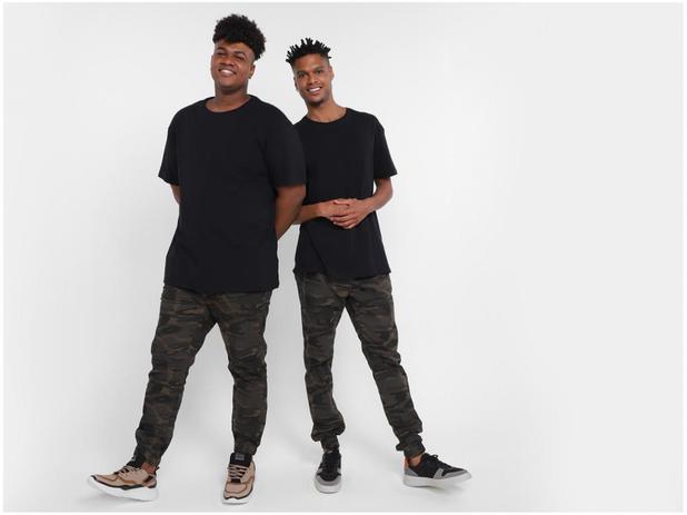 camiseta alongada lisa