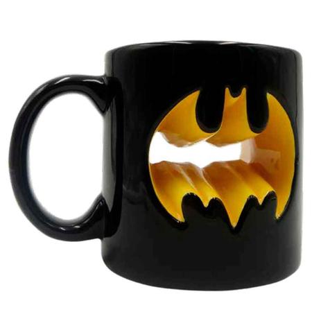 Caneca De Porcelana 3d Dc Comics Batman Logotipo 320ml - Versare Anos Dourados Menor preço em Caneca De Porcelana 3d Dc Comics Batman Logotipo 320ml - Versare Anos Dourados