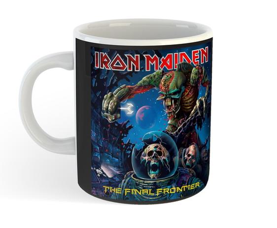 Caneca de Porcelana Iron Maiden - Modelo The Final Frontier - Carmélia personalizados Menor preço em Caneca de Porcelana Iron Maiden - Modelo The Final Frontier - Carmélia personalizados
