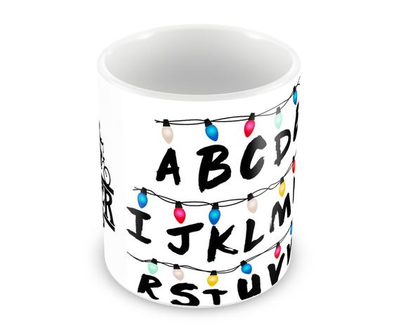 Caneca Stranger Things Personalizada Branca Porcelana 325Ml Ref023 - Amg personalizados Menor preço em Caneca Stranger Things Personalizada Branca Porcelana 325Ml Ref023 - Amg personalizados