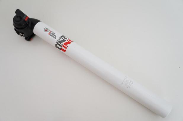Canote de Selim Uno em Alumínio 31.6 x 350mm Branco com Setback Menor preço em Canote de Selim Uno em Alumínio 31.6 x 350mm Branco com Setback