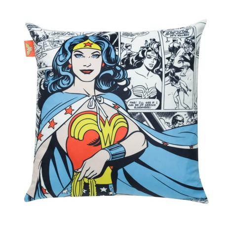 Capa Almofada Poliester DC Comics Wonder Woman Comics 45X45CM - Urban Menor preço em Capa Almofada Poliester DC Comics Wonder Woman Comics 45X45CM - Urban