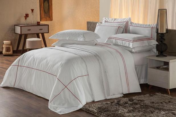 Capa para Edredom e Travesseiro Solteiro Duvet Premium Branco e Vermelho - Plumasul Menor preço em Capa para Edredom e Travesseiro Solteiro Duvet Premium Branco e Vermelho - Plumasul