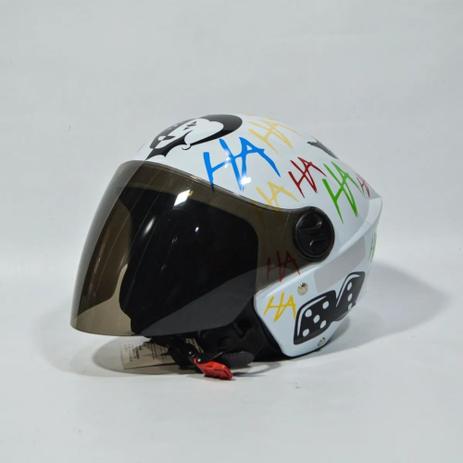 Capacete Liberty 3 New Adesivado Coringa Arlequina Branco Viseira fumê -  Pro Tork - Capacetes de Moto - Magazine Luiza