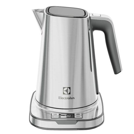 Chaleira Jarra Elétrica Expressionist Ekp50 127V Aço Inox Electrolux é boa?