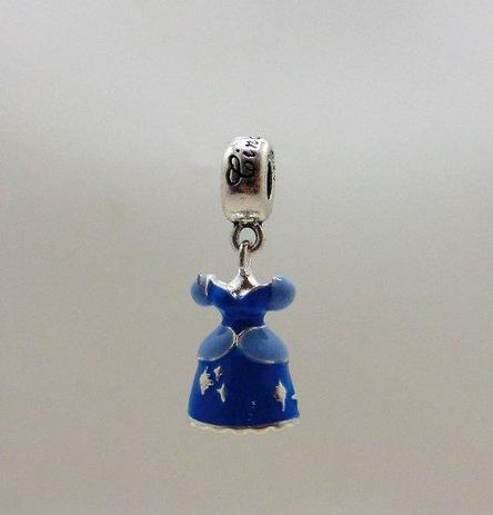 Charm Berloque Pandora Banh. Prata Vestido Cinderela Disney - Margo bonita Menor preço em Charm Berloque Pandora Banh. Prata Vestido Cinderela Disney - Margo bonita