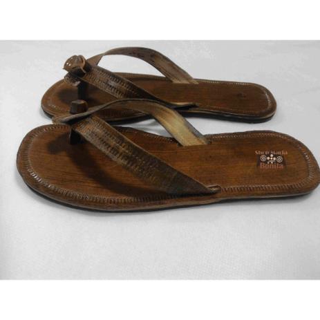 sandalia de couro de bode