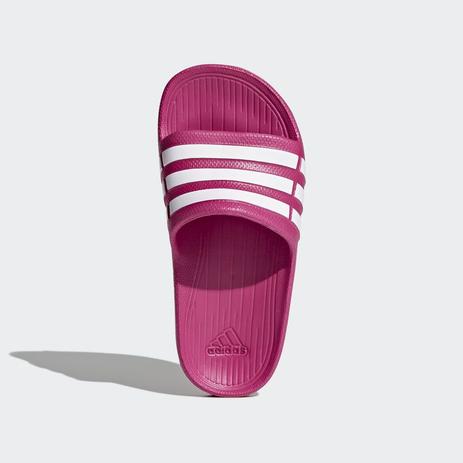 Chinelo Adidas Duramo Slide K Infantil - Rosa Menor preço em Chinelo Adidas Duramo Slide K Infantil - Rosa