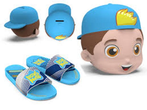 Chinelo slide infantil luccas neto cofrinho tam 26/27 - Grendene Menor preço em Chinelo slide infantil luccas neto cofrinho tam 26/27 - Grendene