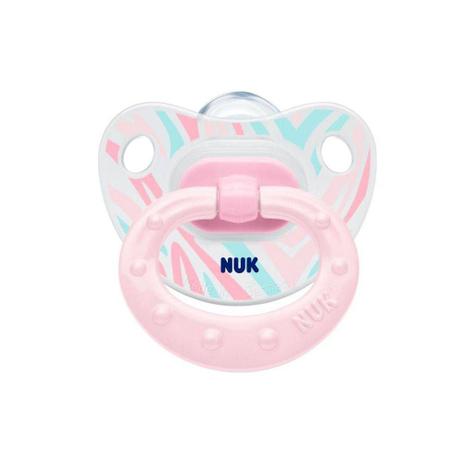 Chupeta Classic Decorada Girl Ortodôntico Rosa Fase 1 - NUK Menor preço em Chupeta Classic Decorada Girl Ortodôntico Rosa Fase 1 - NUK