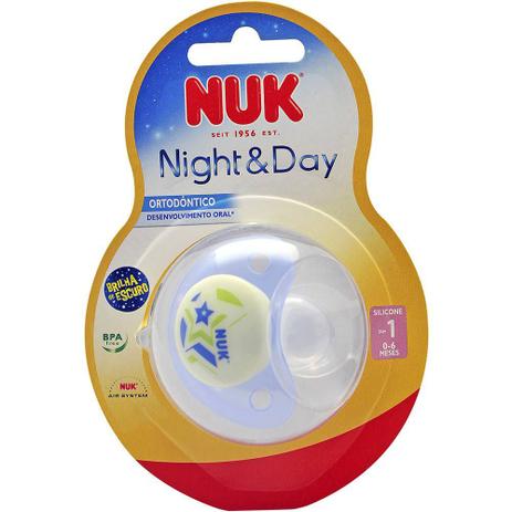 Chupeta Night Day Fase 1 Azul - NUK Menor preço em Chupeta Night Day Fase 1 Azul - NUK