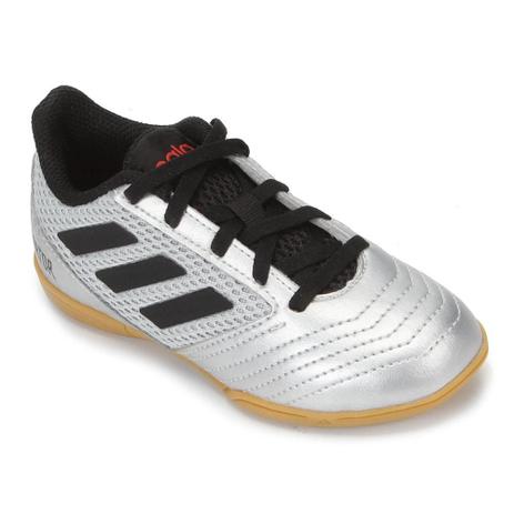 predator 19 futsal