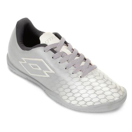 chuteira futsal antiderrapante