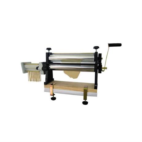 Cilindro Cortador E Laminador De Massas 28cm Nylon Malta é boa?
